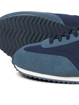 JFWBURTON RUNNER INTERNATIONAL CAMPAIGN 12293068