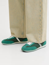 JFWBURTON RUNNER INTERNATIONAL CAMPAIGN 12293068