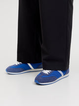 JFWBURTON RUNNER INTERNATIONAL CAMPAIGN 12293068