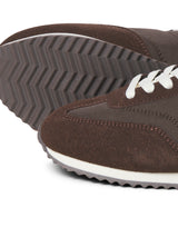 JFWBURTON RUNNER INTERNATIONAL CAMPAIGN 12293068