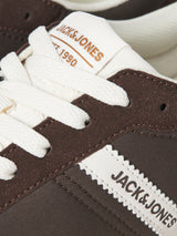JFWBURTON RUNNER INTERNATIONAL CAMPAIGN 12293068