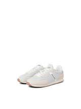 JFWBURTON RUNNER INTERNATIONAL CAMPAIGN 12293068