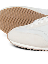 JFWBURTON RUNNER INTERNATIONAL CAMPAIGN 12293068