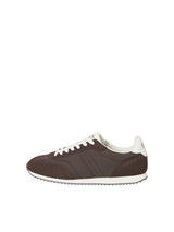 JFWBURTON RUNNER INTERNATIONAL CAMPAIGN 12293068