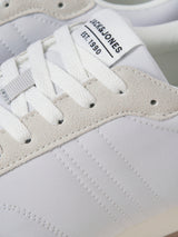JFWBURTON RUNNER INTERNATIONAL CAMPAIGN 12293068