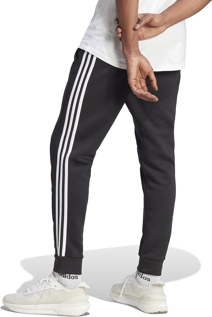 adidas - Essentials Fleece 3-Stripes Tapered Cuff Pantaloni